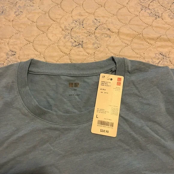Uniqlo Men's Supima Cotton Tee - Light Purple - Picture 6 of 6